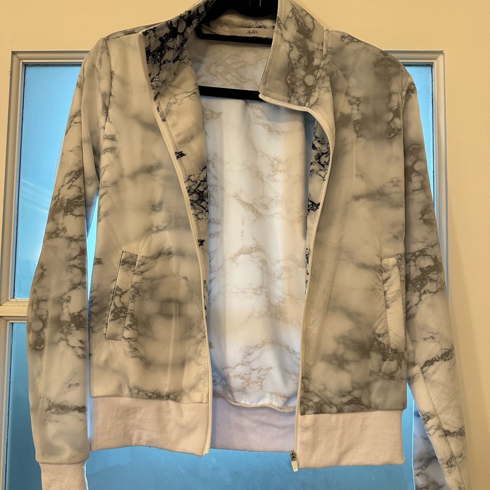 Adika sportswear cropped jacket. Marble black/white color. Size S.